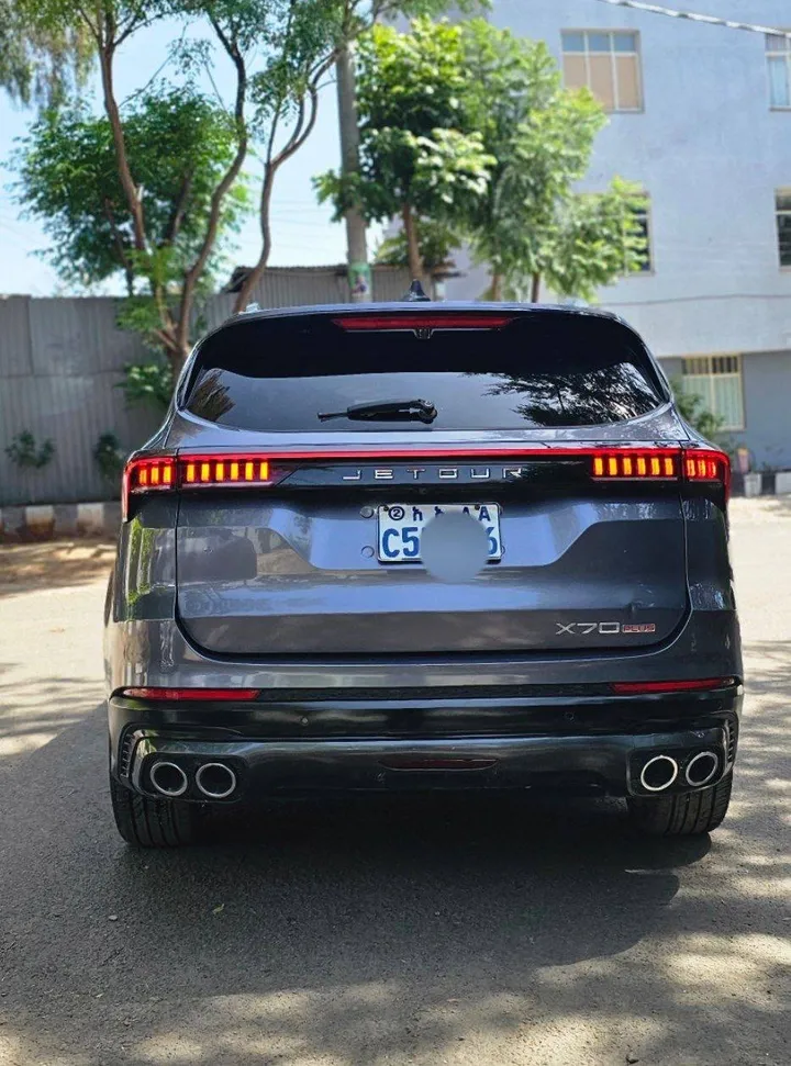 Jetour X70 Plus 2023 SUV – photo 3