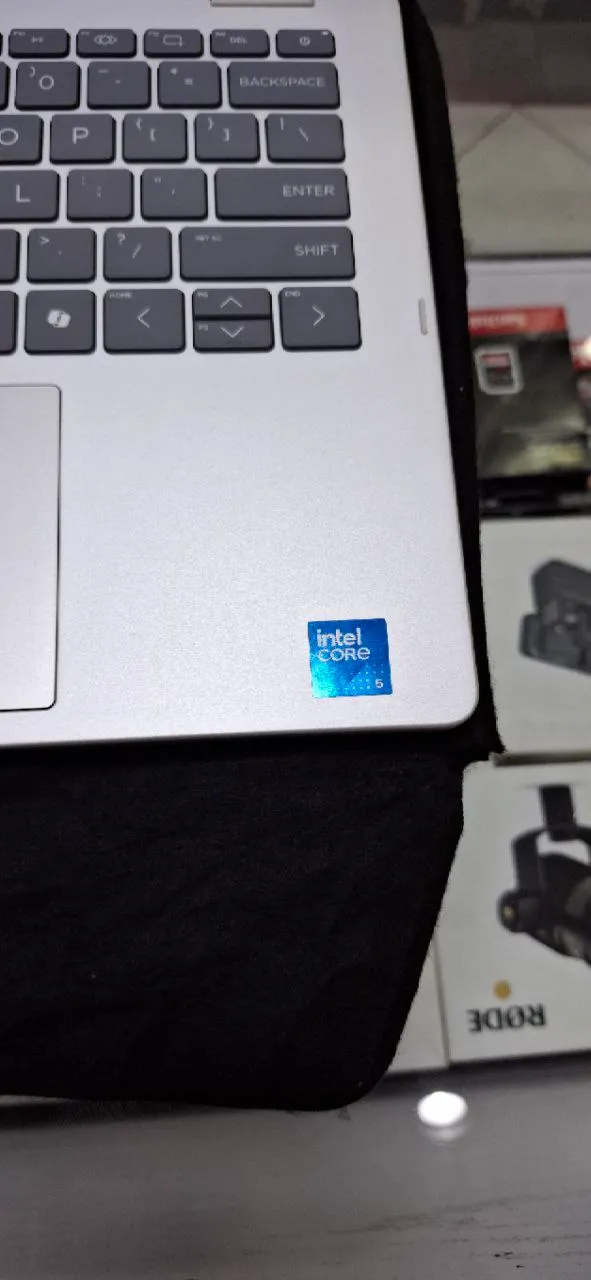 HP OmniBook 5 Flip i5 Laptop – photo 3