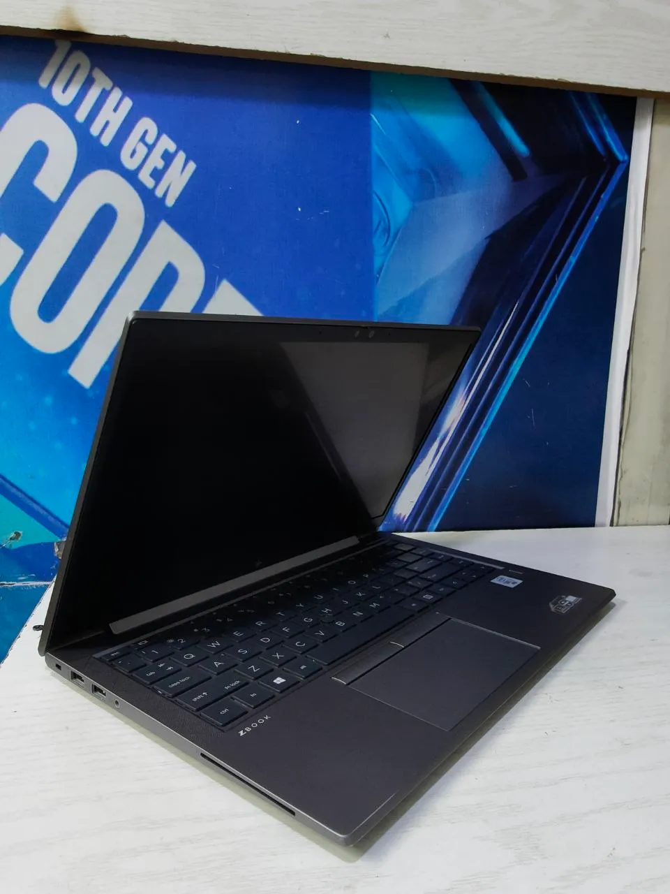 HP ZBook Core i7 10th Gen – photo 3