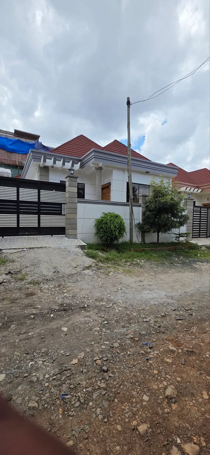 250 sqm House for Sale Ayat – photo 6