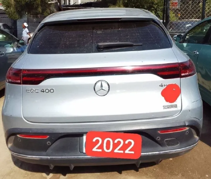 2022 Mercedes-Benz EQC 400 4Matic – photo 5