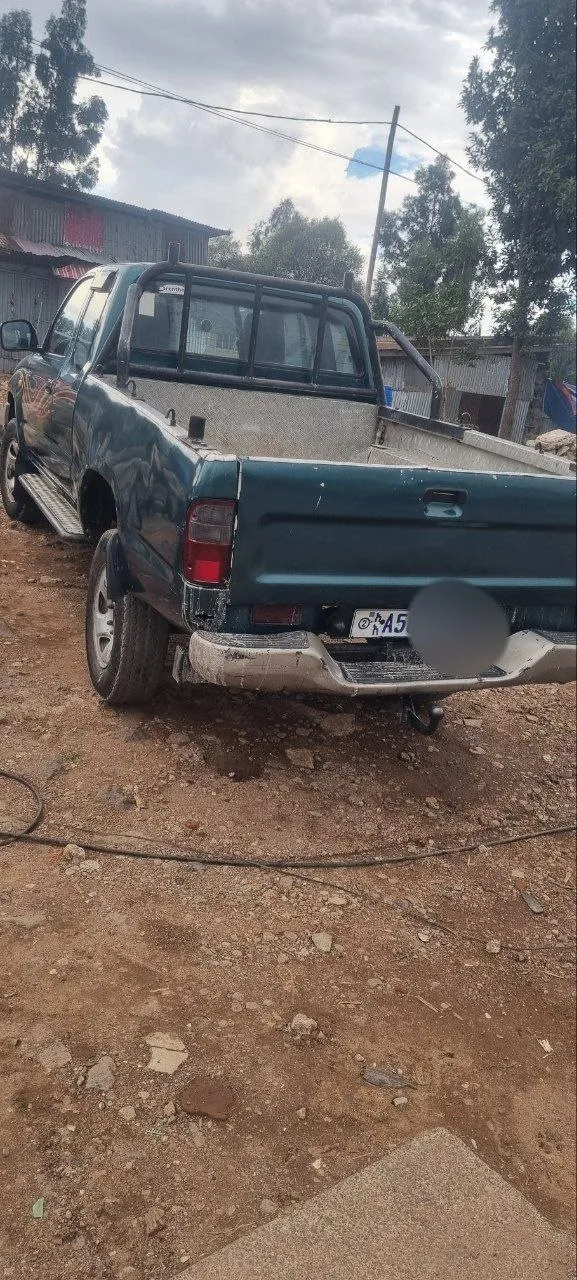 Toyota Hilux DLX 1999 – photo 3