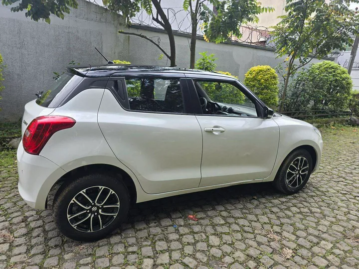 Suzuki Swift 2021 Automatic – photo 4