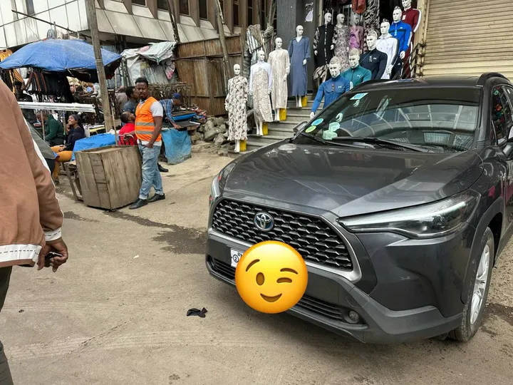 Toyota Corolla Cross Hybrid 2023 – photo 3