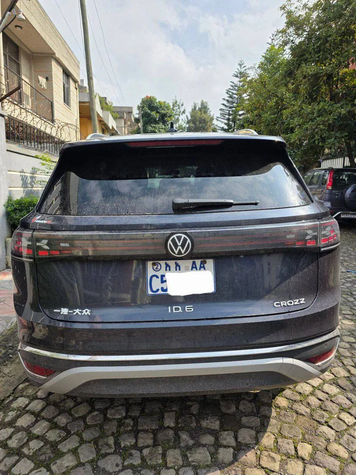 Volkswagen ID6 Crozz Pro 2023 – photo 5