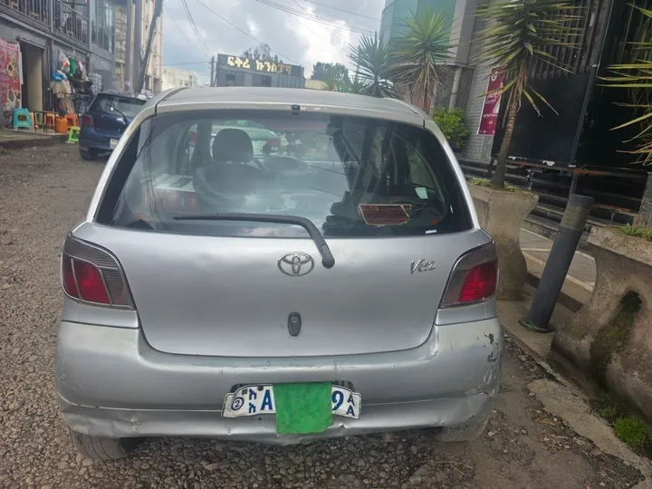 Toyota Vitz 2001 Automatic – photo 3