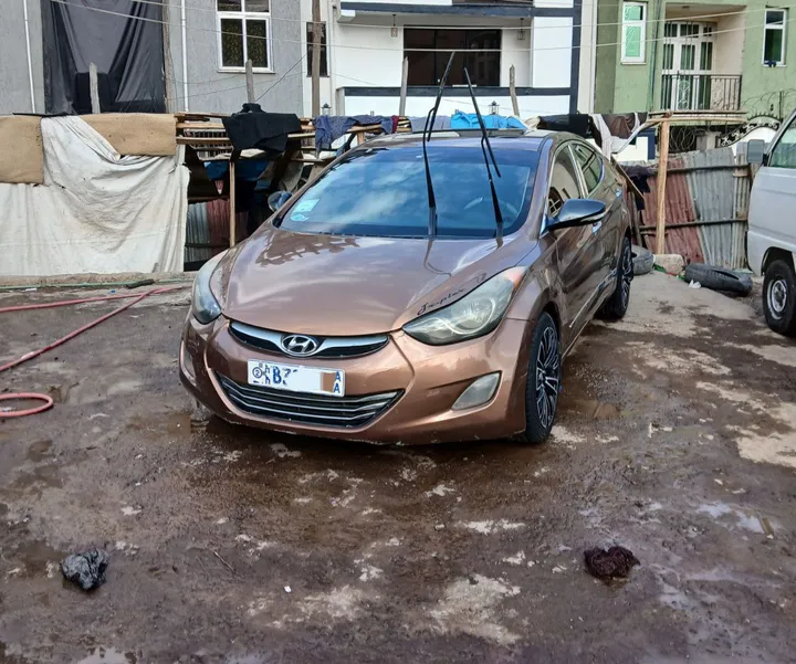 Hyundai Avante Sport 2011 – photo 6