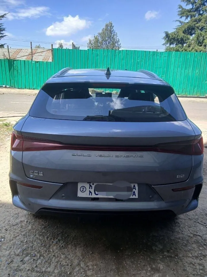BYD E2 2025 Electric – photo 4