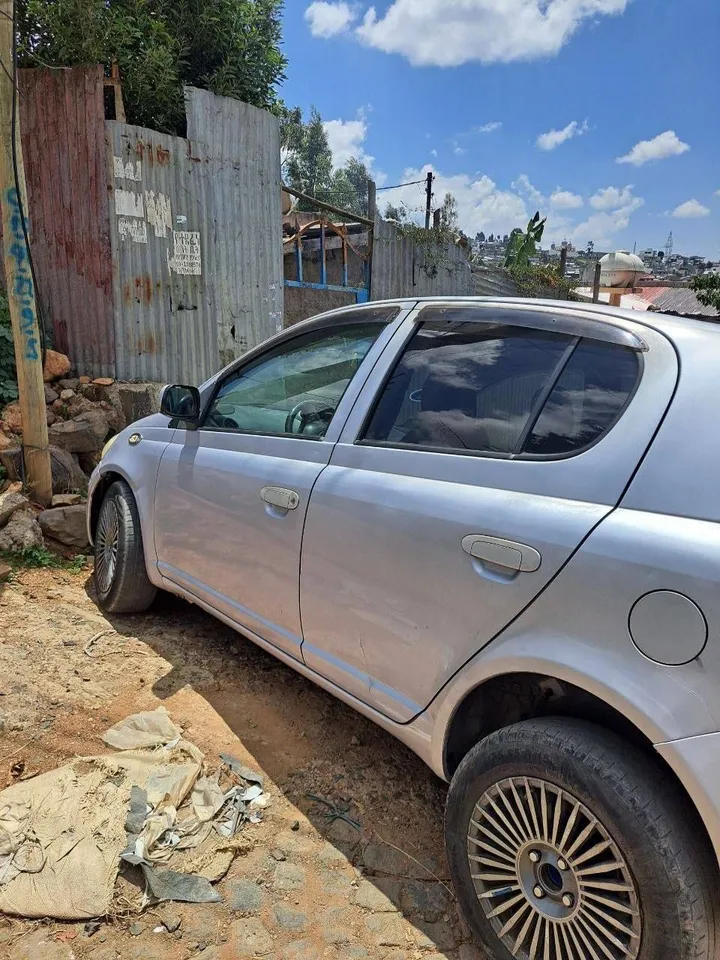 Toyota Vitz 2004 Automatic – photo 5