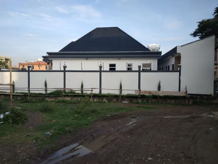 Modern 3 Bedroom Villa in Summit – photo 5