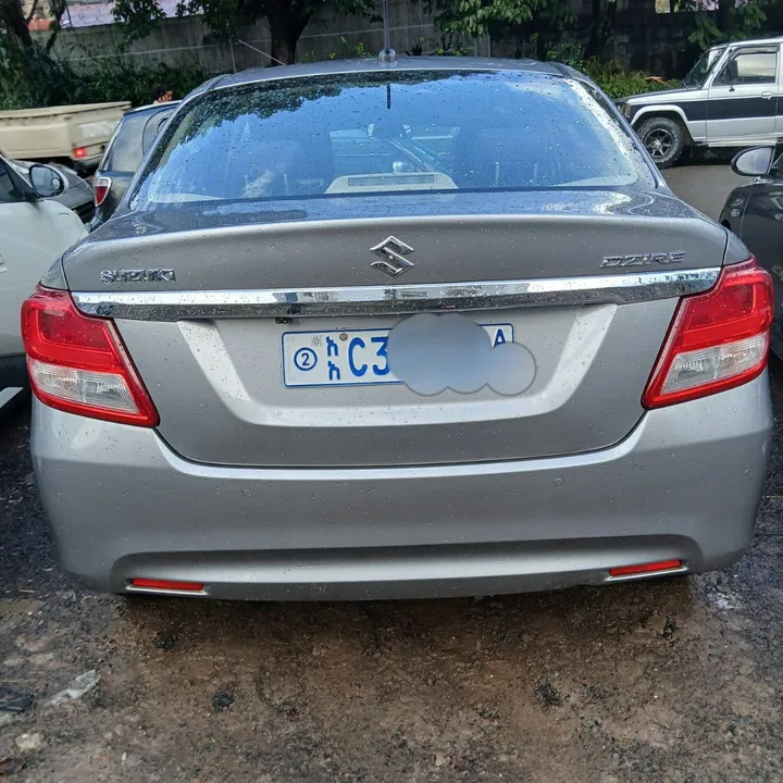 Suzuki Dzire 2022 Automatic – photo 4