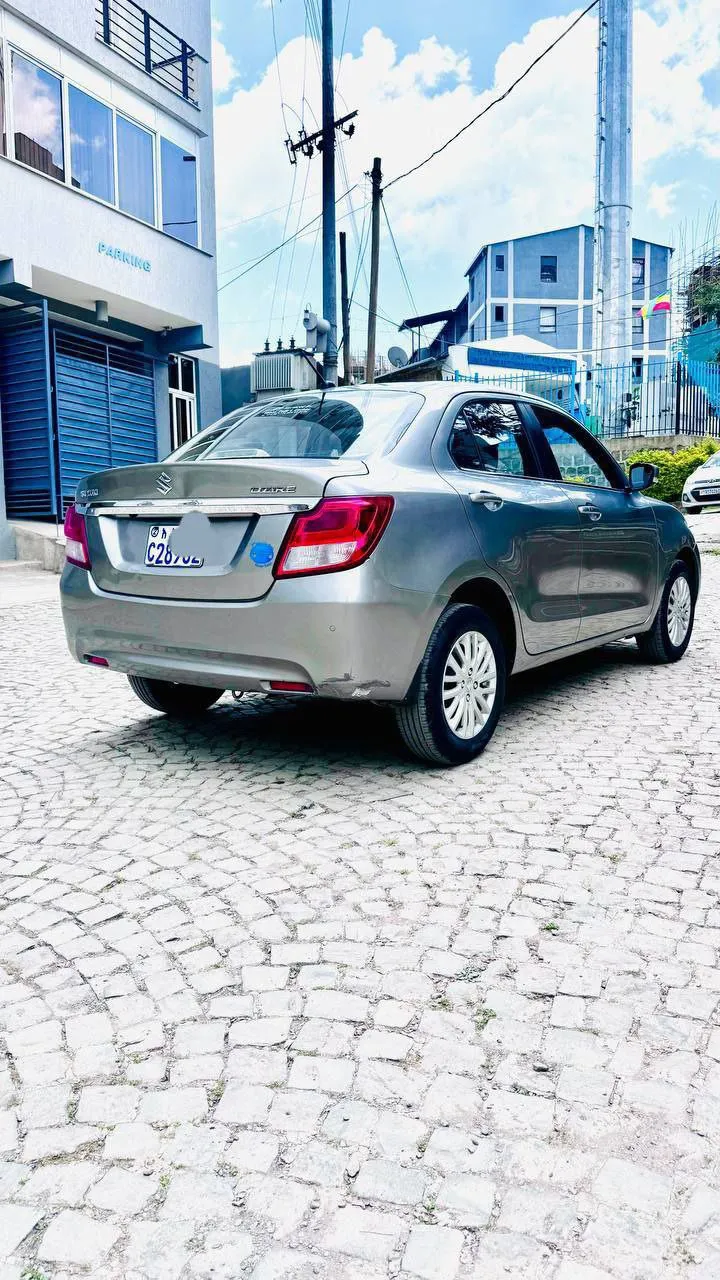 Suzuki Dzyre 2022 Automatic – photo 4