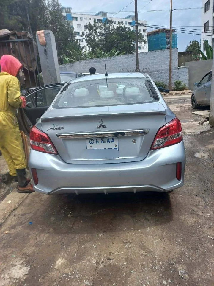Mitsubishi Attrage 2020 Sedan – photo 6