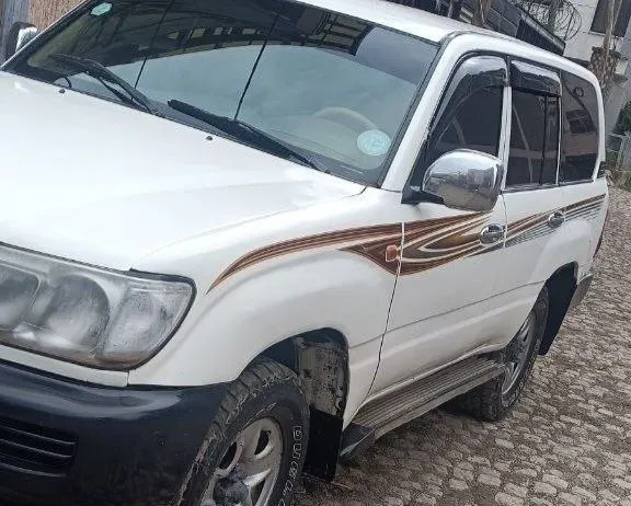 Toyota Landcruiser 2005 Manual Diesel – photo 4