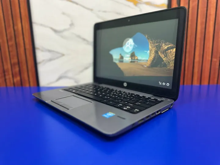 HP EliteBook G1 i5 Touch Laptop – photo 6