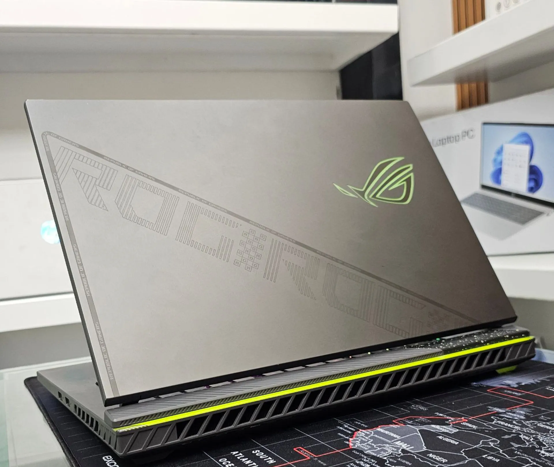 Asus ROG Strix i9 RTX 4060 – photo 5