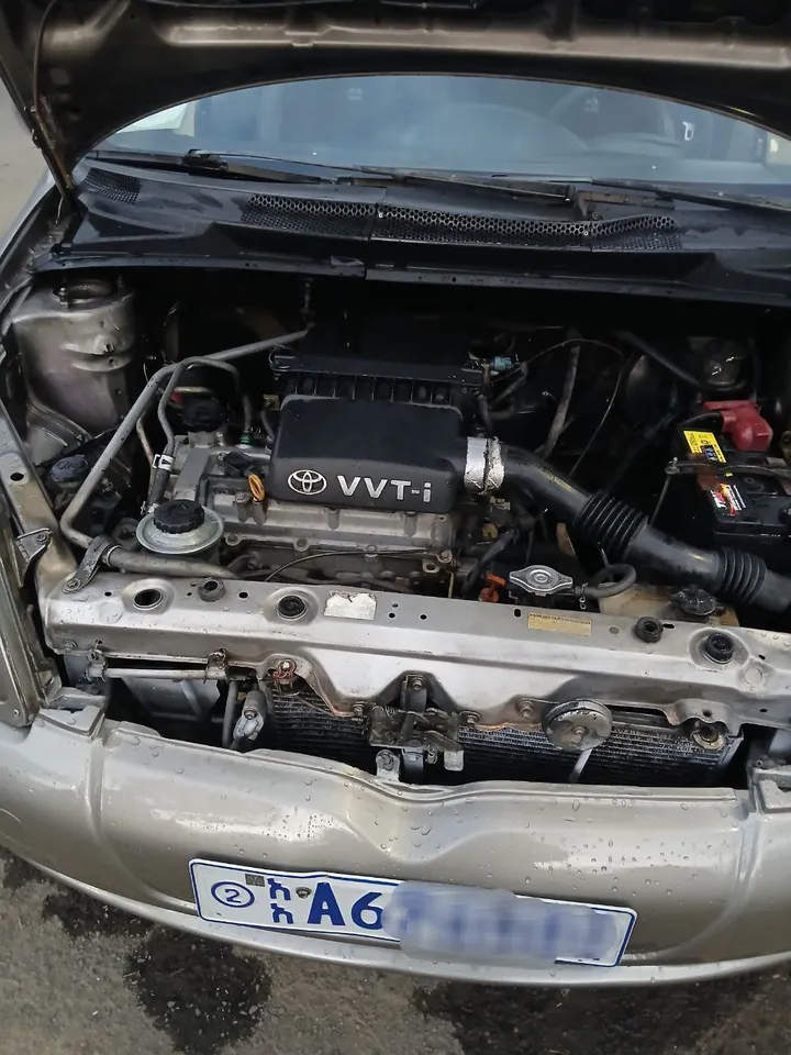 Toyota Vitz 2001 1.0L Automatic – photo 5