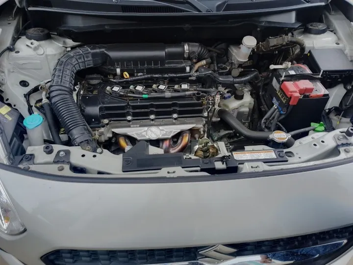 Suzuki Swift 2022 Full Option – photo 5