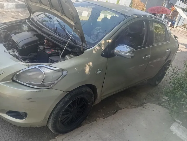 Toyota Yaris Belta 2007 Automatic – photo 6
