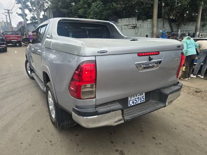 Toyota Revo Double Cab 2020 Automatic – photo 4