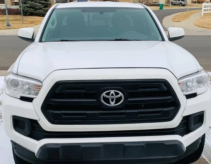 Toyota Tacoma 2015 Automatic – photo 4