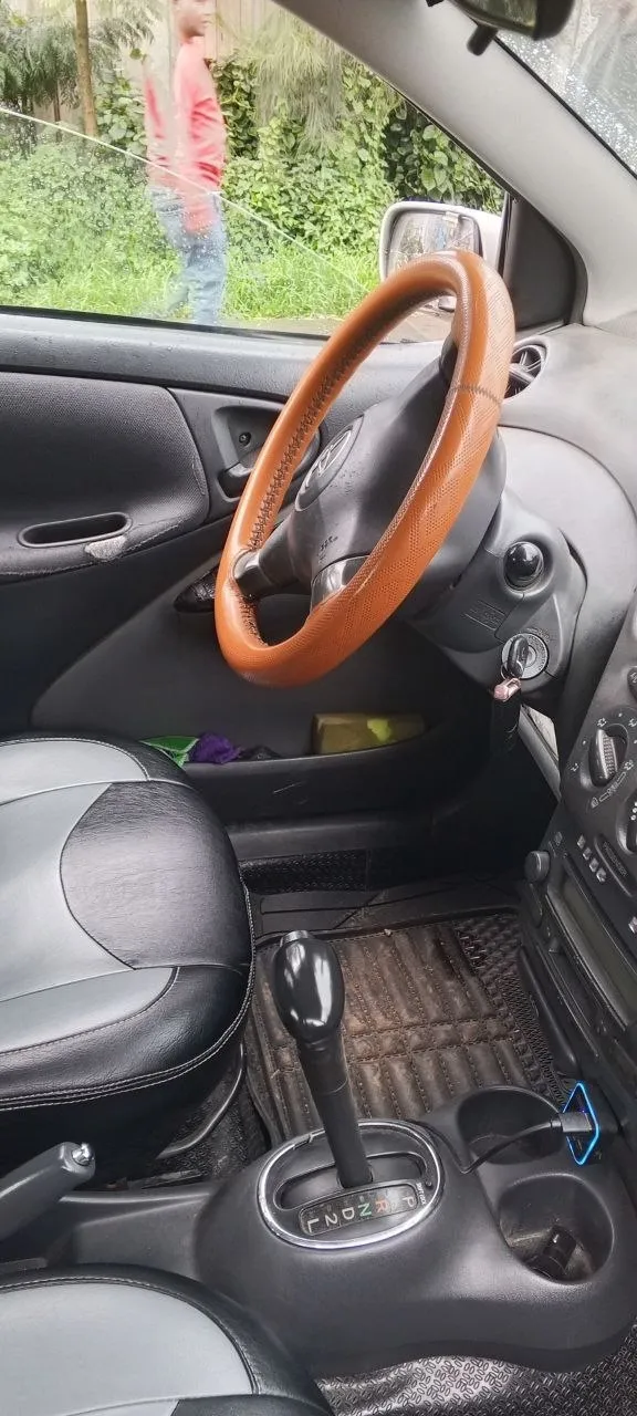 Toyota Vitz 2002 Automatic – photo 4