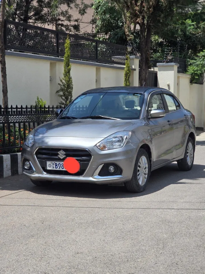 Suzuki Dzire 2021 Automatic – photo 3