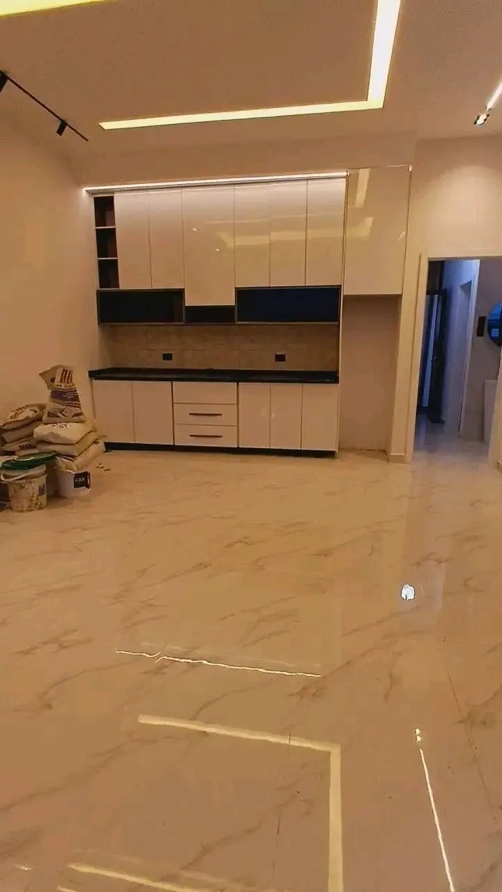Modern 5-Bedroom Villa in Ayat – photo 3