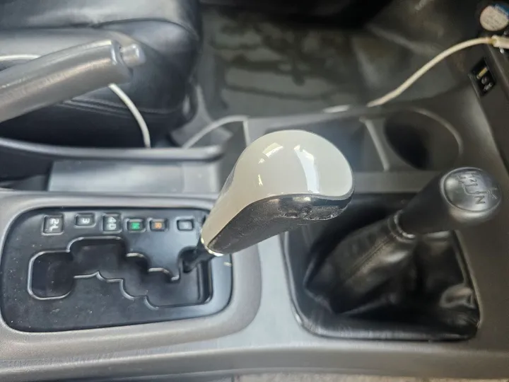 Toyota Hilux 2013 Automatic Double Cab – photo 3