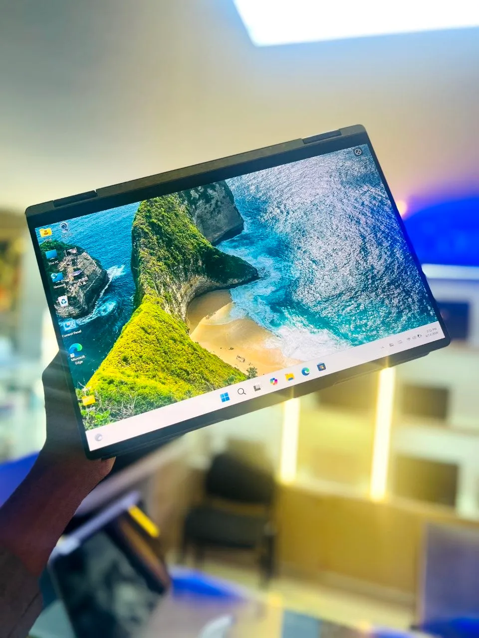 Lenovo Yoga X360 Ultra 7 – photo 3
