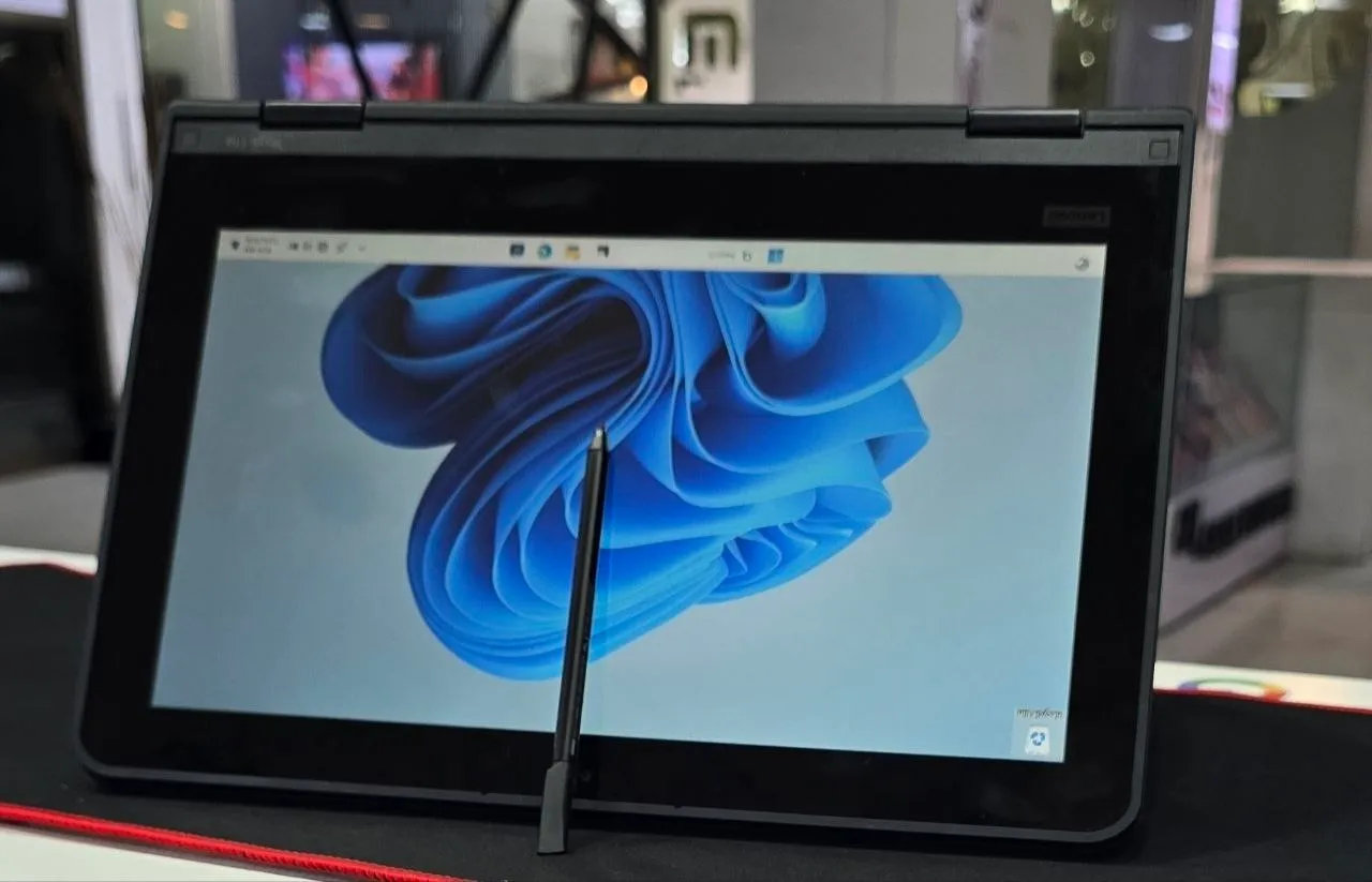 Lenovo Yoga 11e x360 Convertible Laptop – photo 4