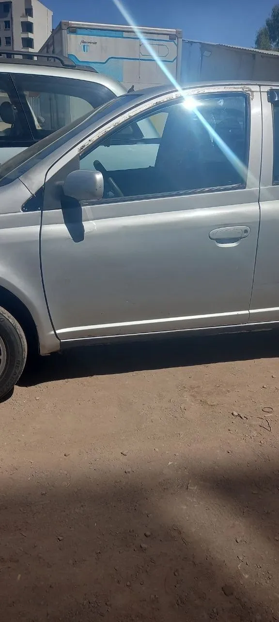 Toyota Vitz 1999 Automatic 1.0L – photo 5