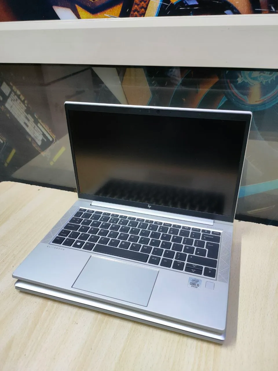 HP EliteBook 830 G7 i5 Laptop – photo 3
