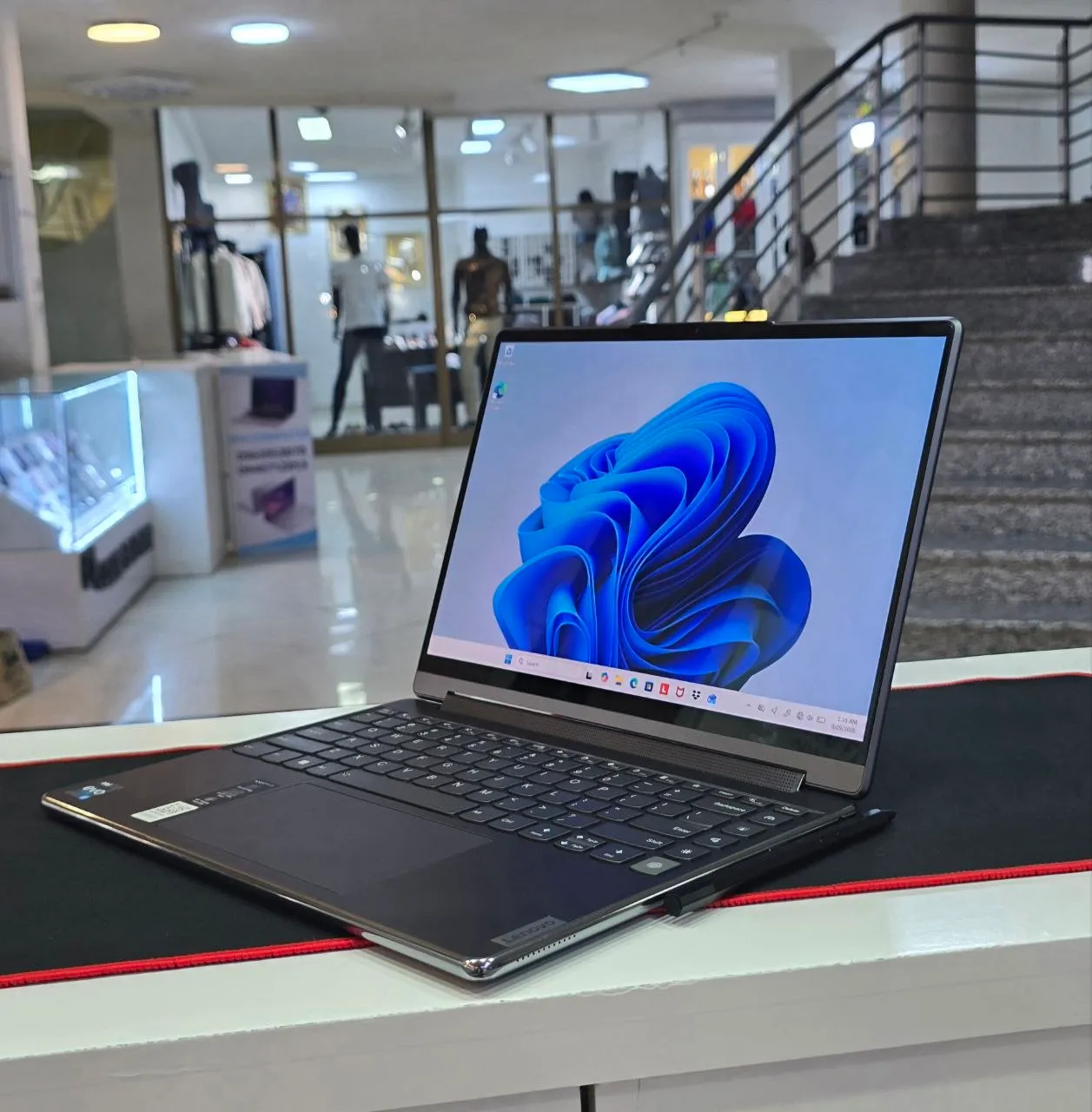 Lenovo Yoga 9i 2-in-1 Laptop – photo 5