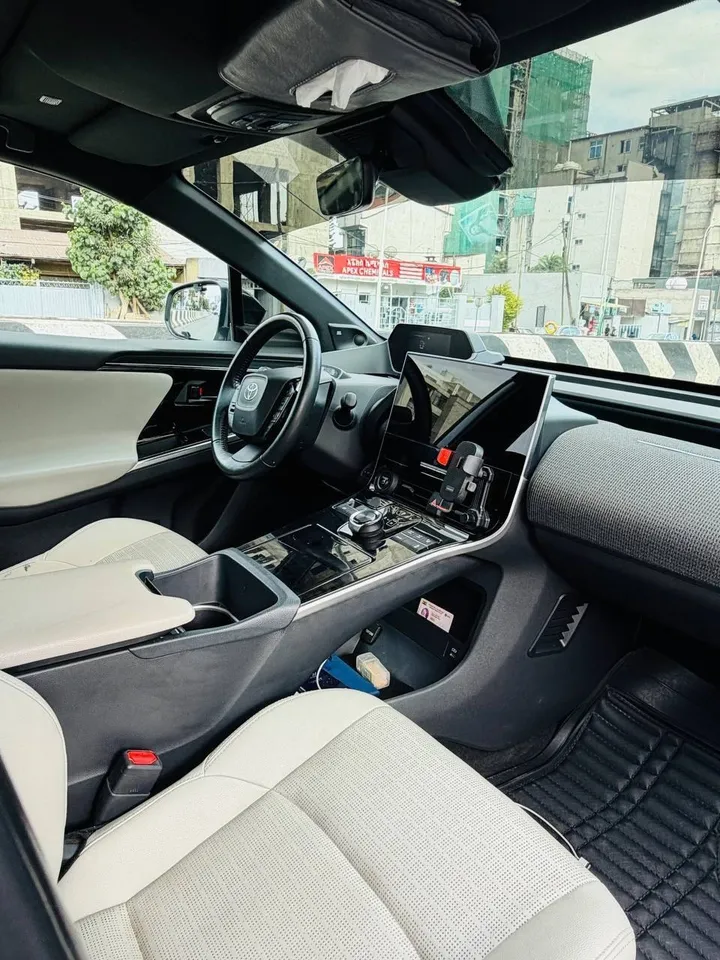 Toyota BZ4X EV Ultra Max – photo 4
