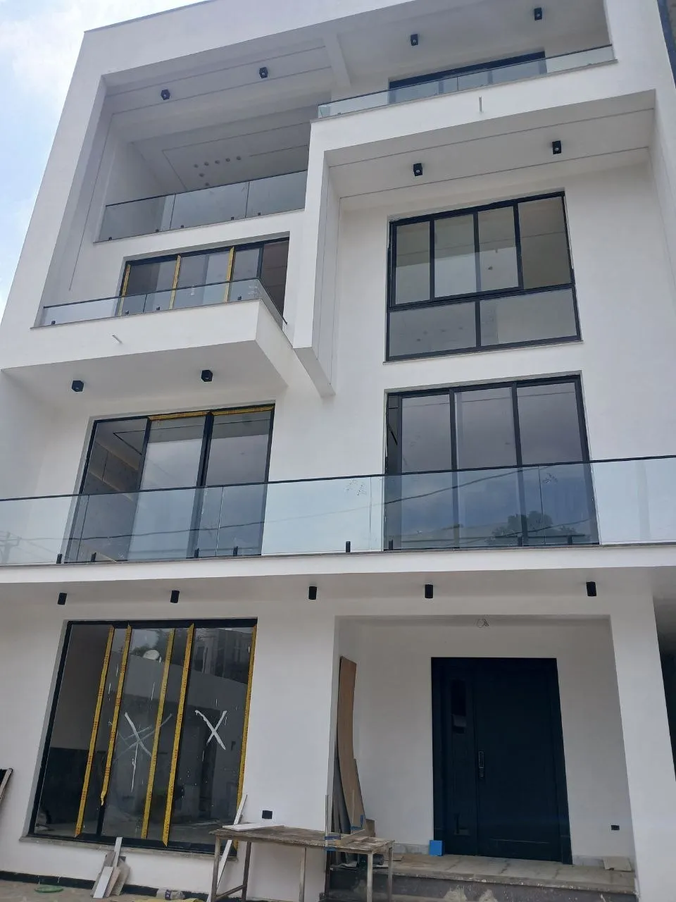 Modern G+3 House at Summit Meri – photo 3