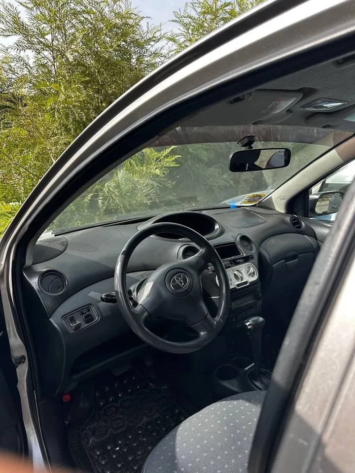 Toyota Vitz 2004 Automatic 1.0L – photo 5