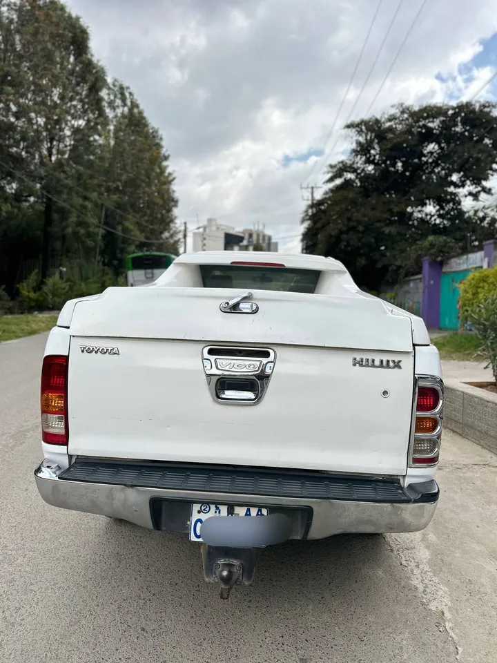 Toyota Hilux D4D 2010 Manual – photo 5