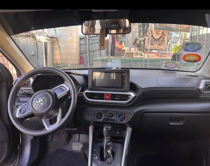 Toyota Raize 2022 1.2L Automatic – photo 3