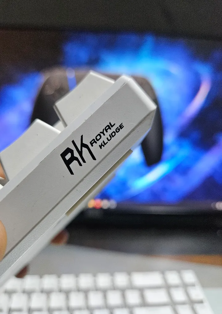 Royal Kludge RK71 Mechanical Keyboard – photo 4