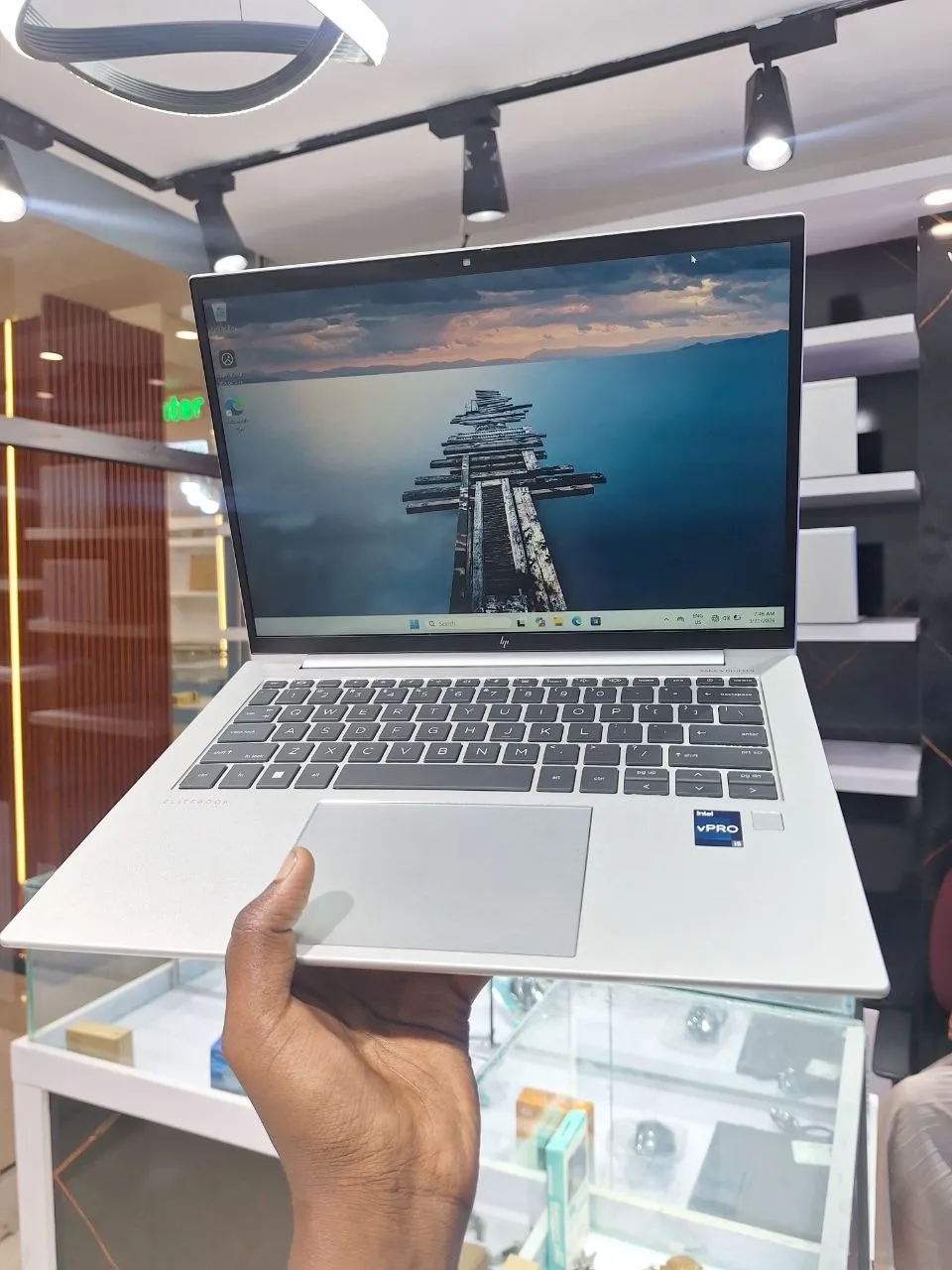 HP EliteBook 840 G9 i5 Laptop – photo 3
