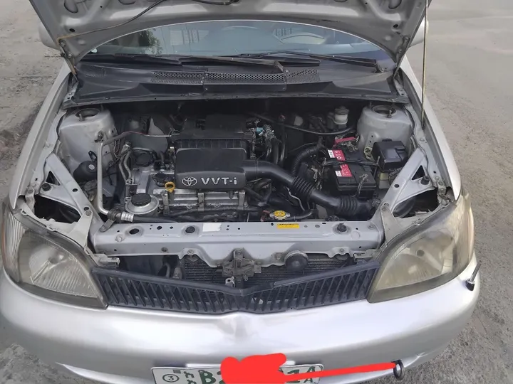 Toyota Platz 2001 Automatic Sedan – photo 5