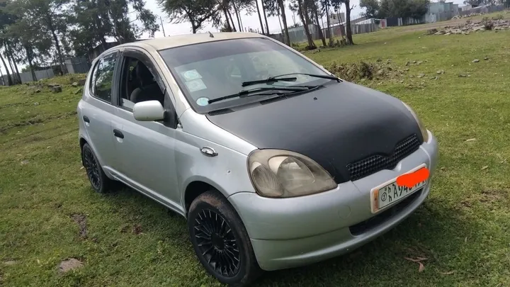 Toyota Vitz 2001 Automatic – photo 3
