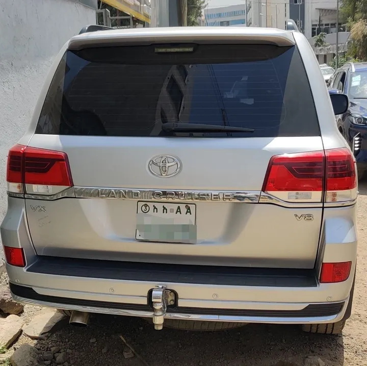 Toyota Land Cruiser VXR 2019 Diesel – photo 5
