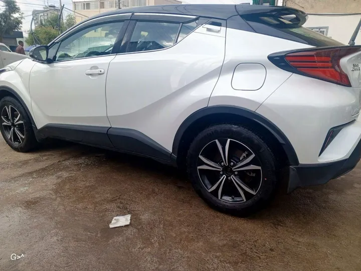 Toyota CHR 2020 1.2T AWD – photo 3