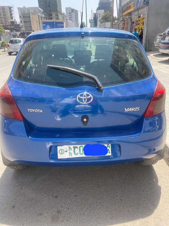 Toyota Yaris Compact 2006 – photo 4