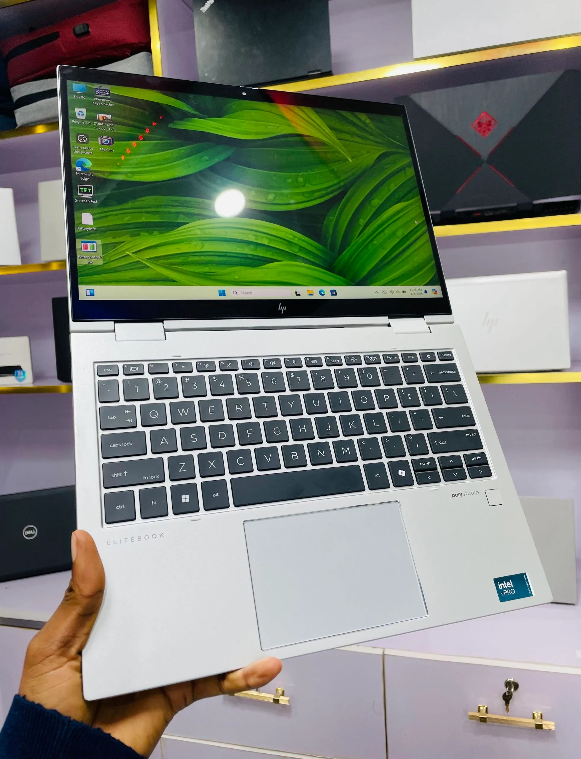 HP EliteBook Ultra 5 2-in-1 Laptop – photo 4