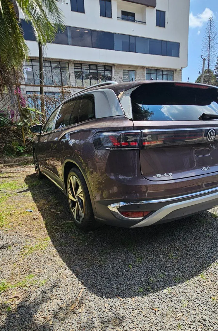 2023 Volkswagen ID.6 Crozz Pro – photo 7