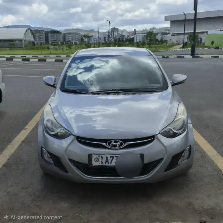 Hyundai Avante 2012 Automatic – photo 4