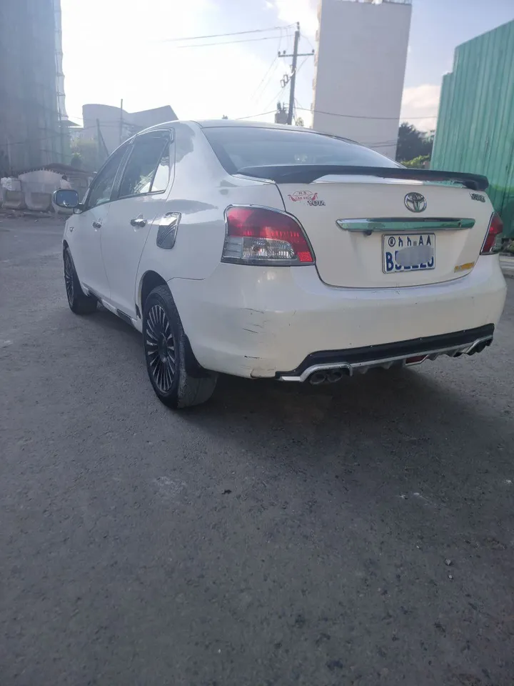Toyota Yaris Belta 2010 1.0L – photo 3